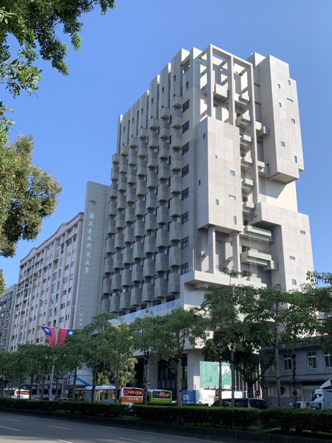 響應政府產學合作 北科大攜手產業走過百年、育才無數