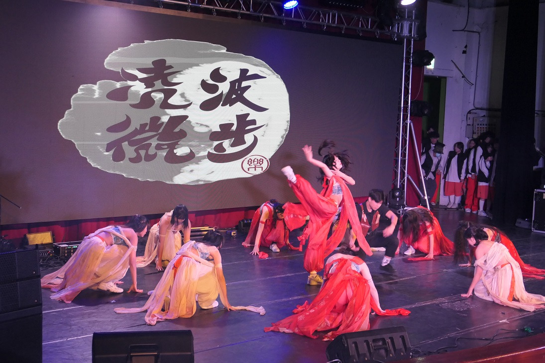 莊敬高職小巨蛋藝術交流 「小星星」朱宥丞深情演唱全場陶醉