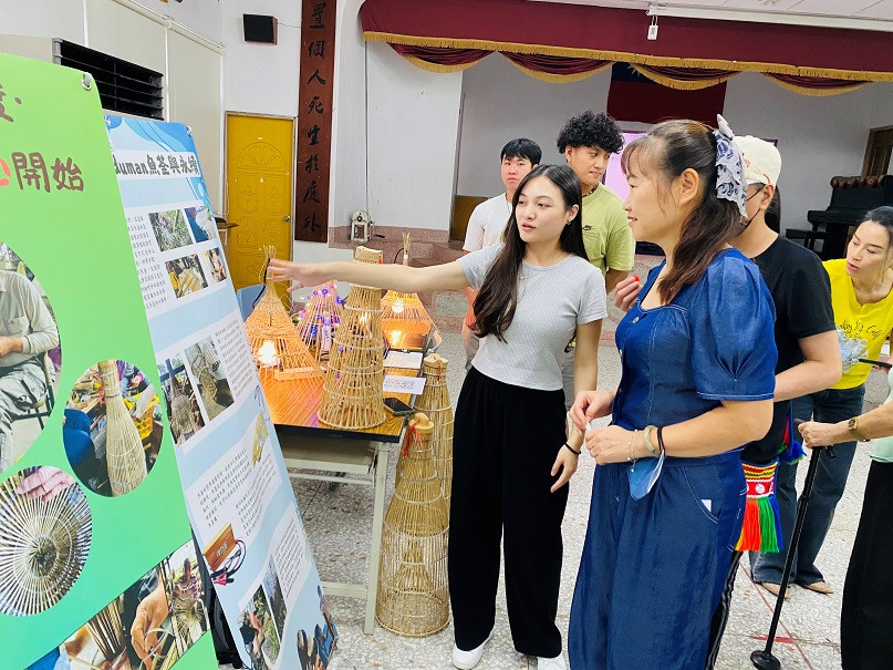 從課堂學習走進部落  東華大學族文系學生期末展創新互動獲好評